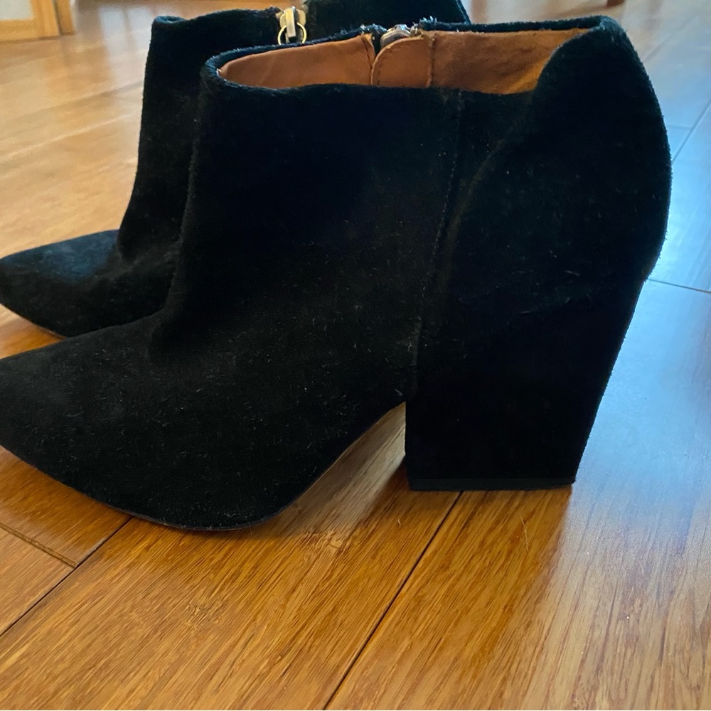 Zara Black Suede Ankle Booties